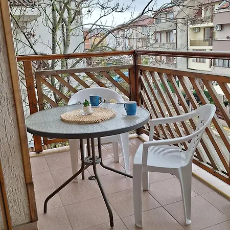 мм комплекс студиа ,,роза,, Apartament *